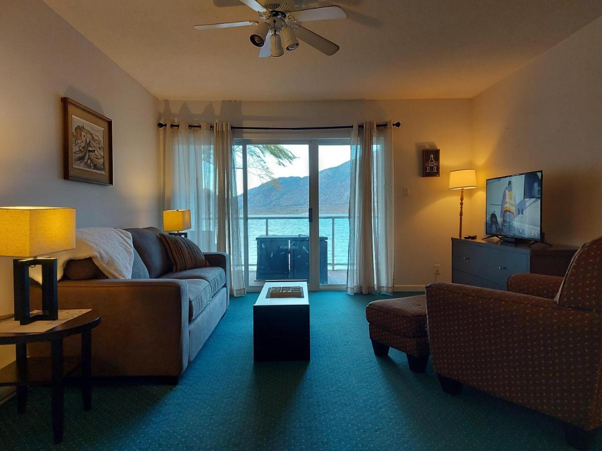 Richter Pass Beach Resort Osoyoos Bagian luar foto