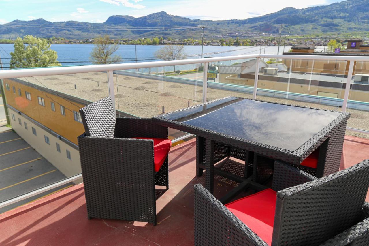 Richter Pass Beach Resort Osoyoos Bagian luar foto