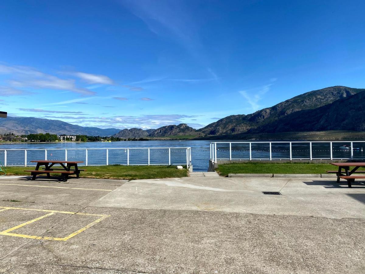 Richter Pass Beach Resort Osoyoos Bagian luar foto