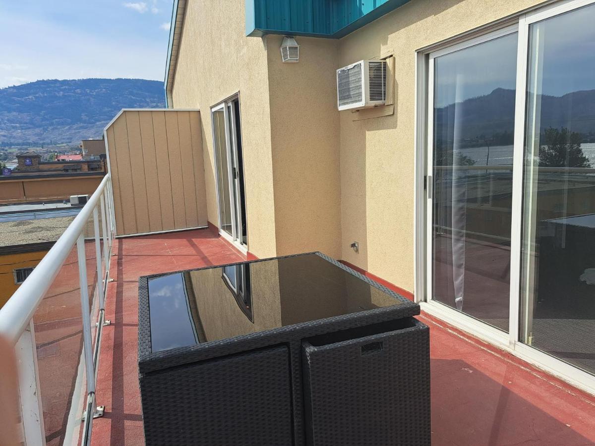 Richter Pass Beach Resort Osoyoos Bagian luar foto