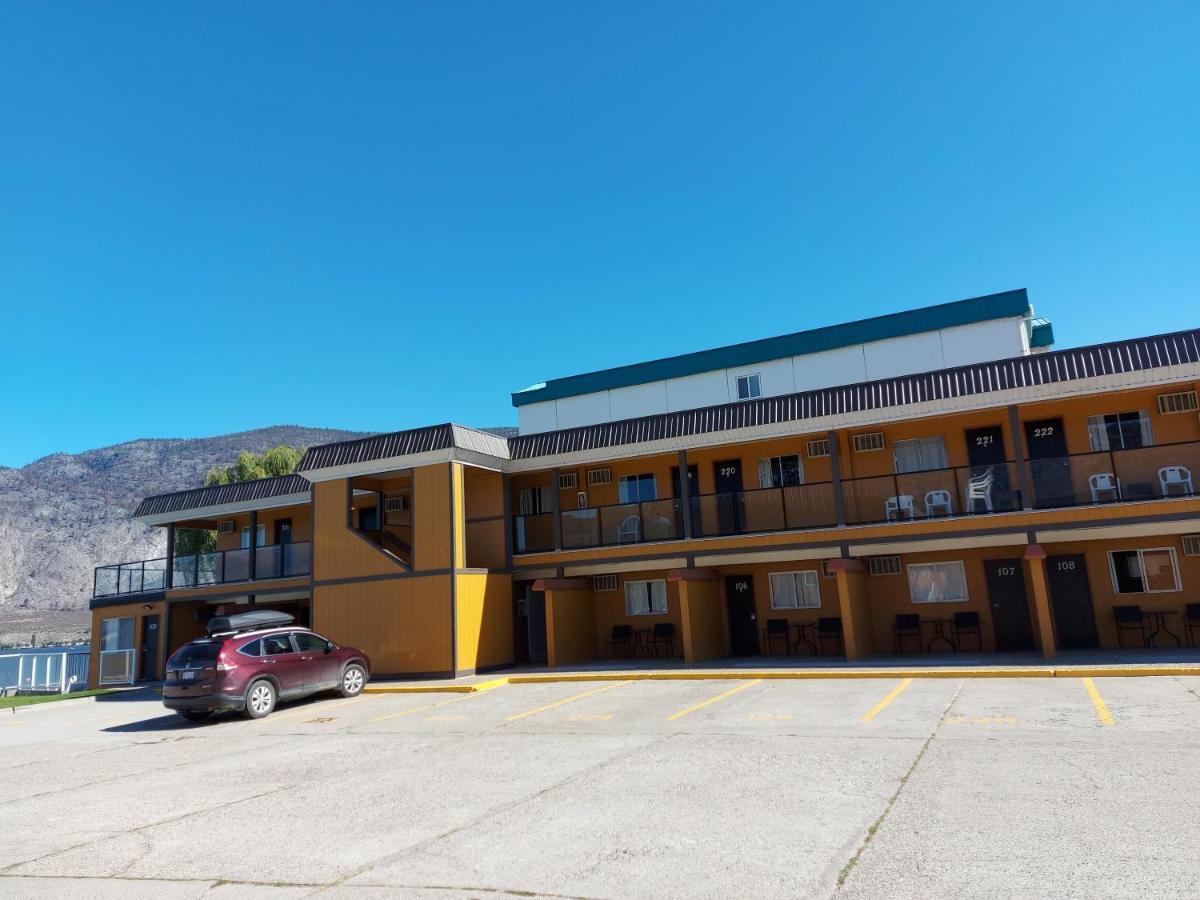 Richter Pass Beach Resort Osoyoos Bagian luar foto